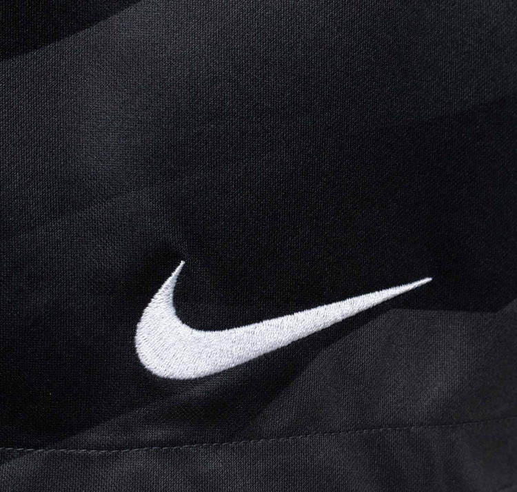 pantalon-corto-nike-fc-barcelona-primera-equipacion-portero-2023-2024-multicolor-3.jpg