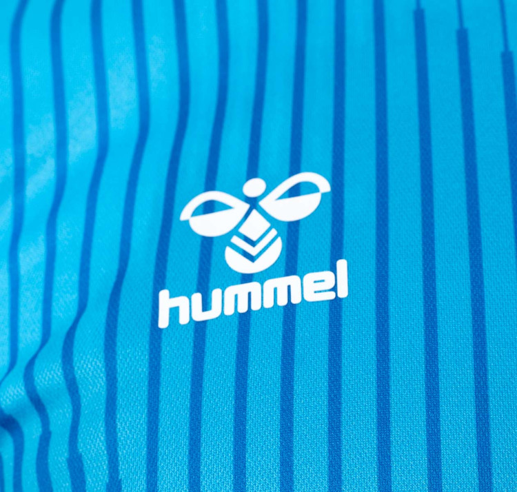 camiseta-hummel-real-betis-primera-equipacion-portero-2023-2024-diva-blue-3