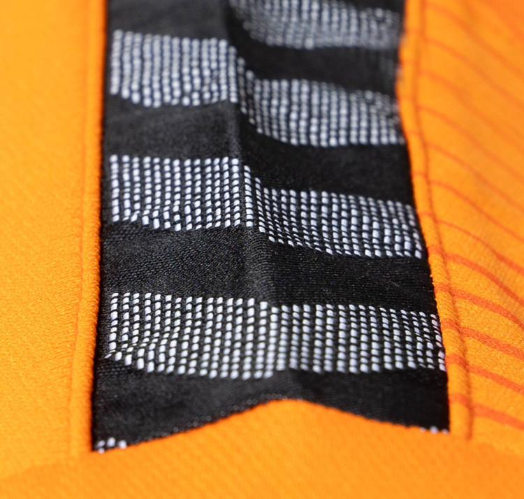 camiseta-hummel-real-betis-segunda-equipacion-portero-2023-2024-orange-tiger-4
