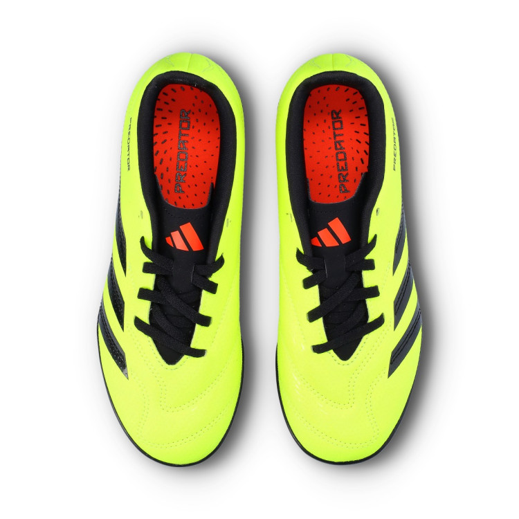 bota-adidas-predator-club-turf-nino-team-solar-yellow-core-black-solar-red-5