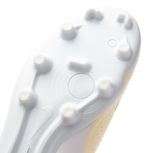 OUTSOLE-3