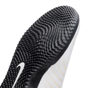 OUTSOLE-3