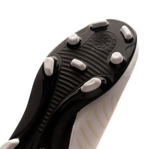 OUTSOLE-3