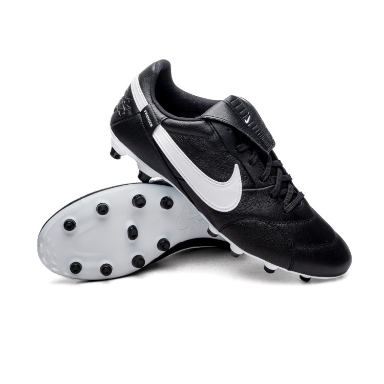 bota-nike-the-nike-premier-iii-fg-black-white-0