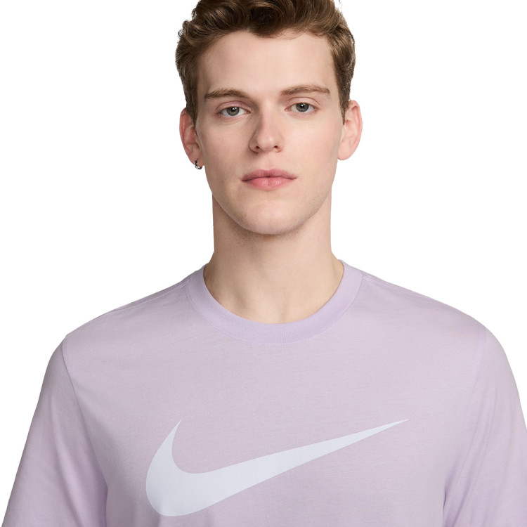 camiseta-nike-icon-swoosh-violet-mist-2