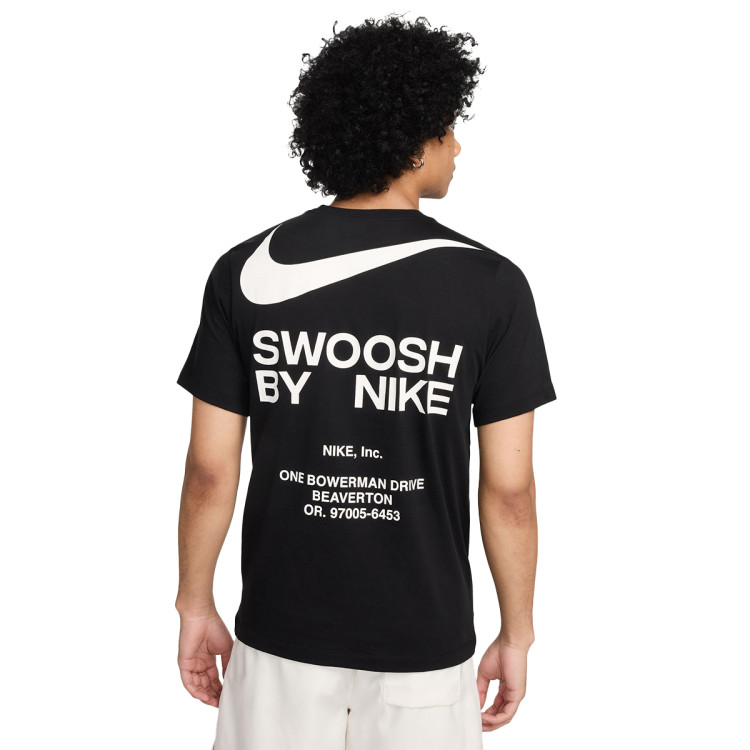 camiseta-nike-big-swoosh-3-black-1