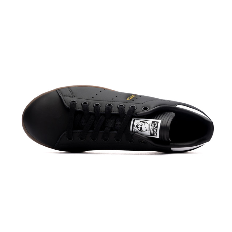 zapatilla-adidas-stan-smith-core-black-white-gum5-4