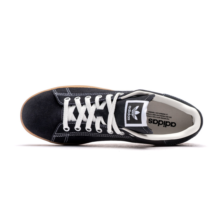 zapatilla-adidas-stan-smith-core-black-core-white-gum4-4