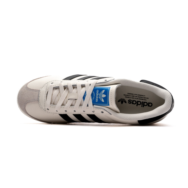 zapatilla-adidas-kick-core-white-core-black-gum-3-4