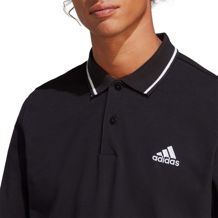 camiseta-adidas-small-logo-negro-4