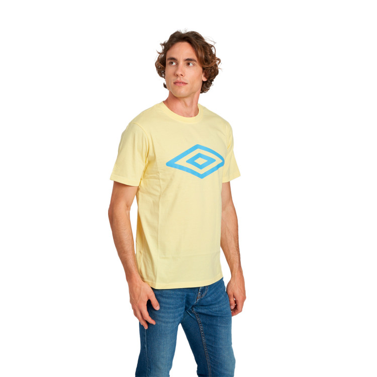 camiseta-umbro-delphinus-pastel-yelow-0