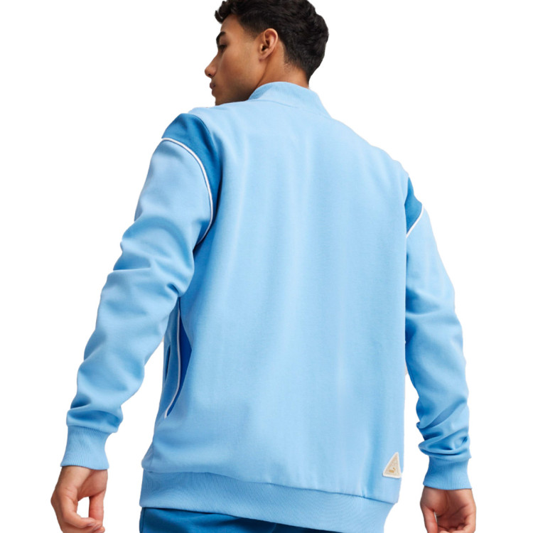 chaqueta-puma-manchester-city-fanswear-2023-2024-team-light-blue-racing-blue-3