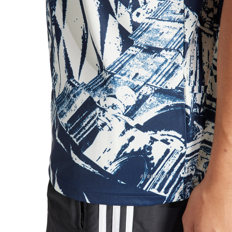 camiseta-adidas-fc-bayern-training-2023-2024-off-white-night-indigo-4
