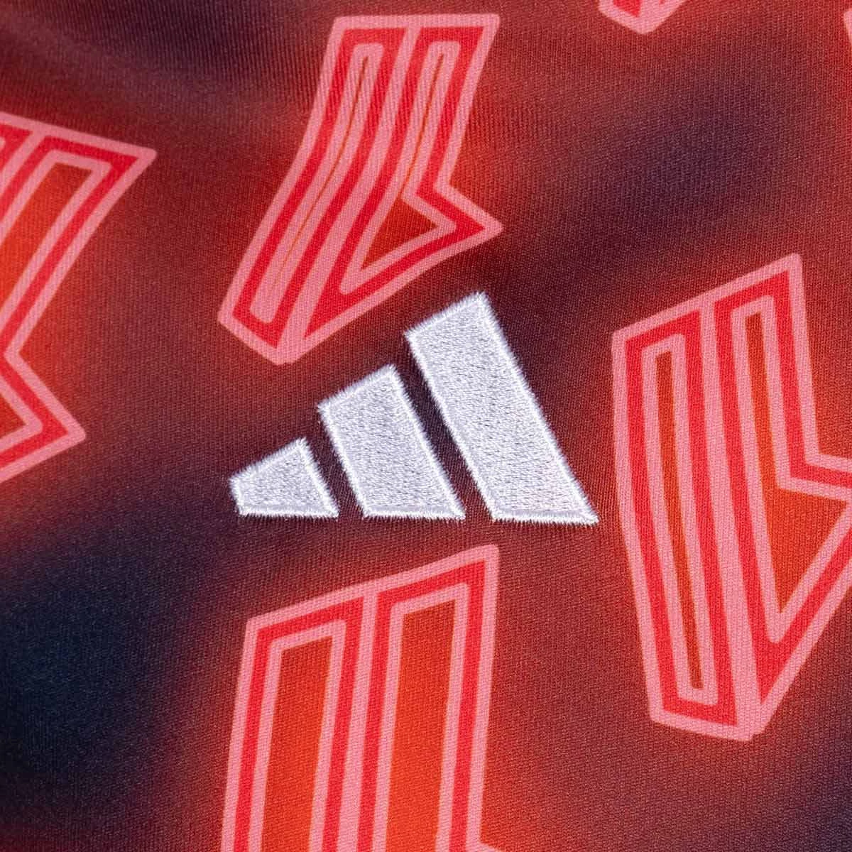 Juventus sales red jersey