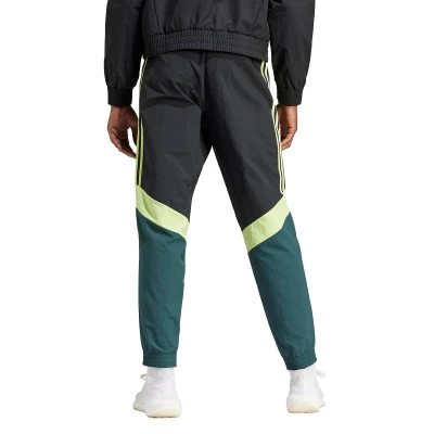 Manchester United Fanswear 2023-2024 Trousers