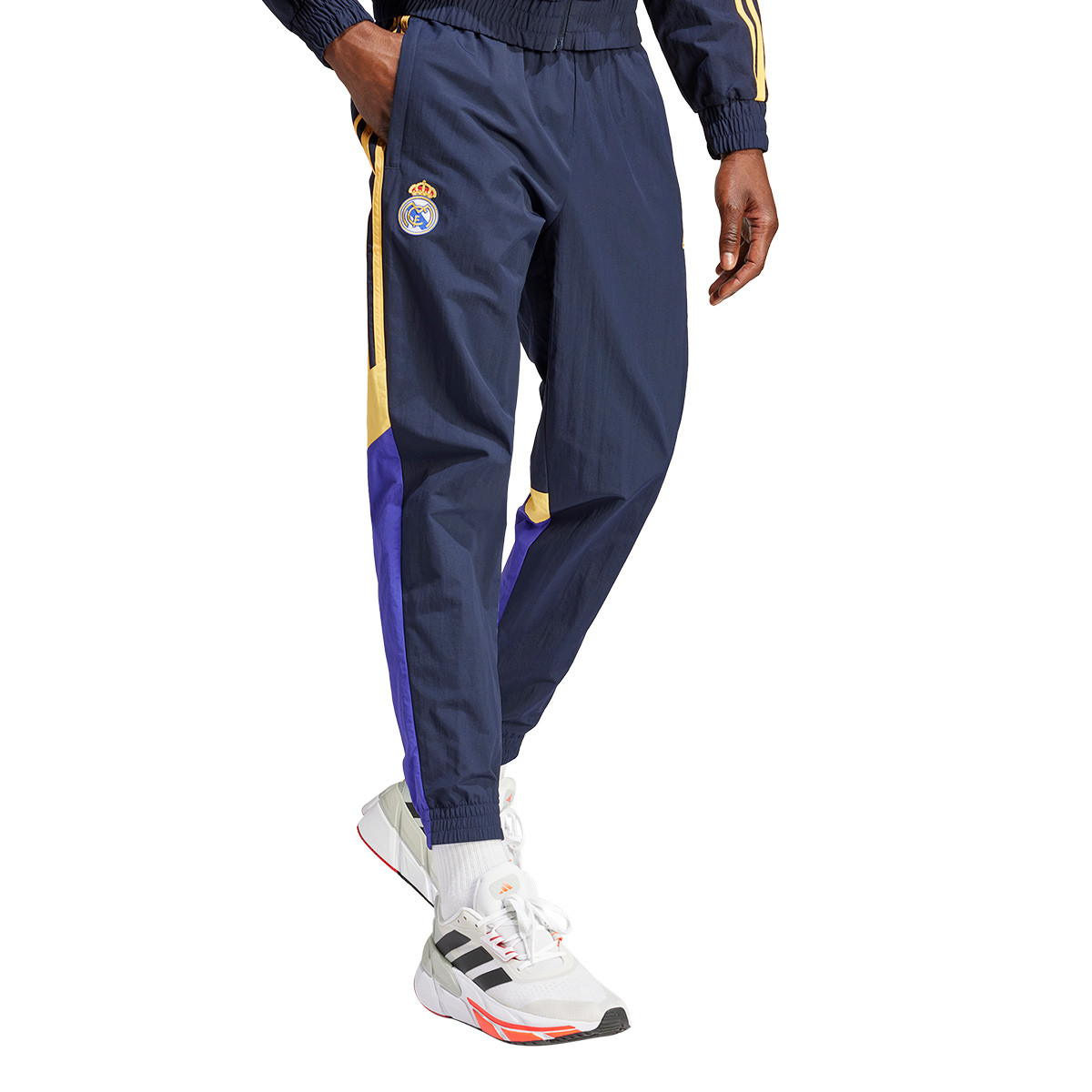 Real Madrid Vinicius Thuistenue 2022/2023 - Junior Set Shirt En Broek Officiële Replica