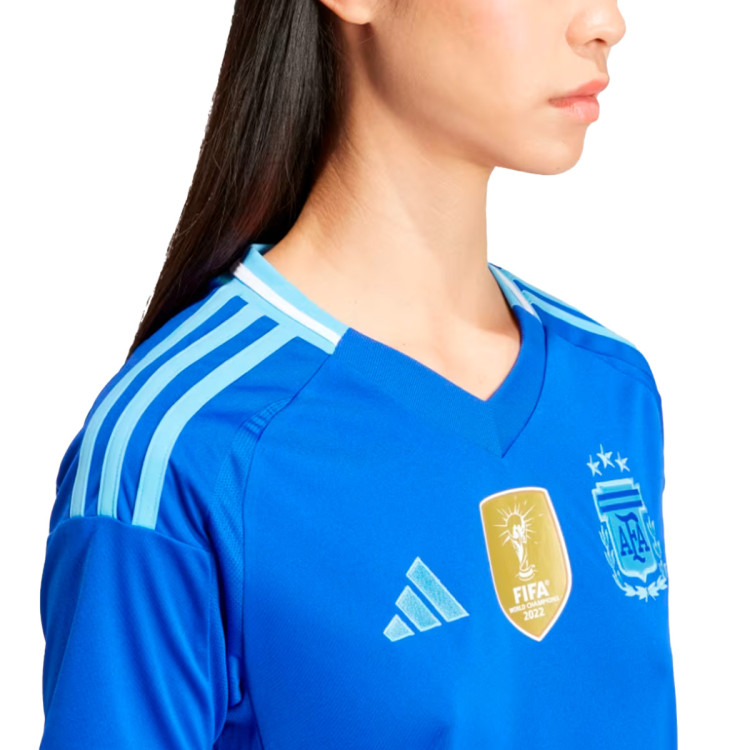 camiseta-adidas-argentina-segunda-equipacion-copa-america-2024-mujer-lucid-blue-blue-burst-4