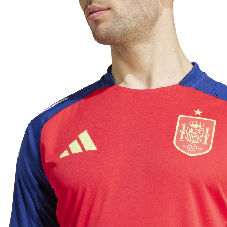 camiseta-adidas-espana-training-eurocopa-2024-ray-red-victory-blue-3