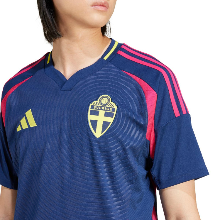 camiseta-adidas-suecia-segunda-equipacion-eurocopa-2024-team-navy-blue-3