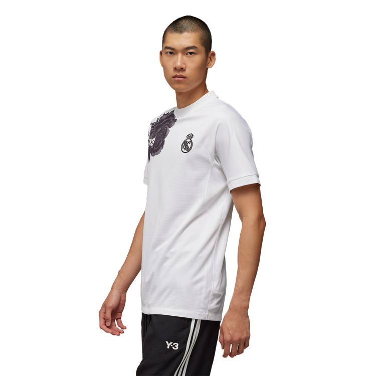 camiseta-adidas-real-madrid-pre-match-2023-2024-white-2