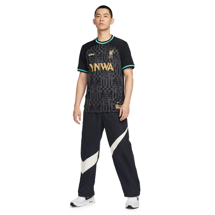camiseta-nike-liverpool-fc-fanswear-2023-2024-black-washed-teal-truly-gold-2