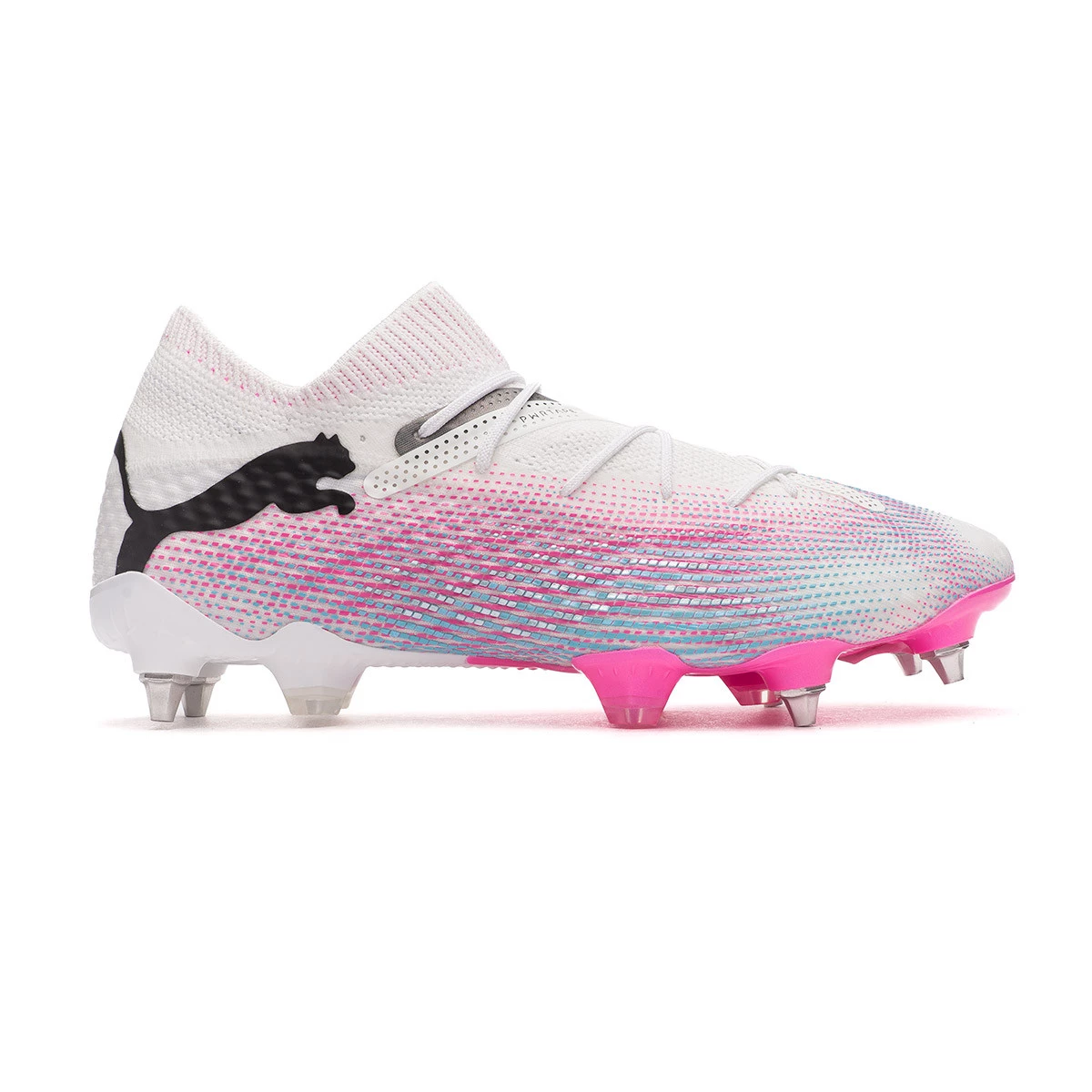 Soccer boots 2020 deals
