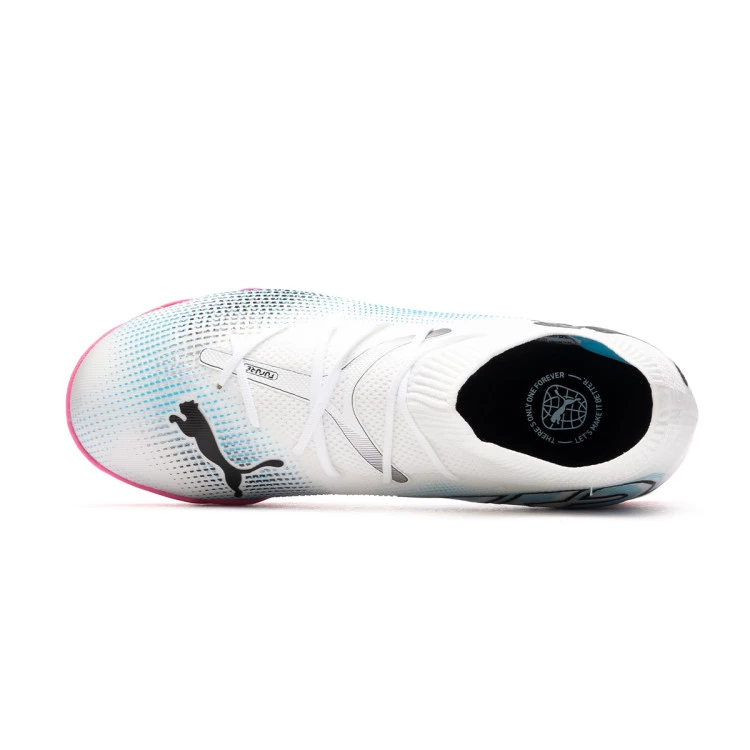 zapatilla-puma-future-7-match-it-mid-nino-white-black-poison-pink-4