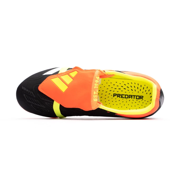 bota-adidas-predator-fg-nino-core-black-ftwr-white-solar-red-4