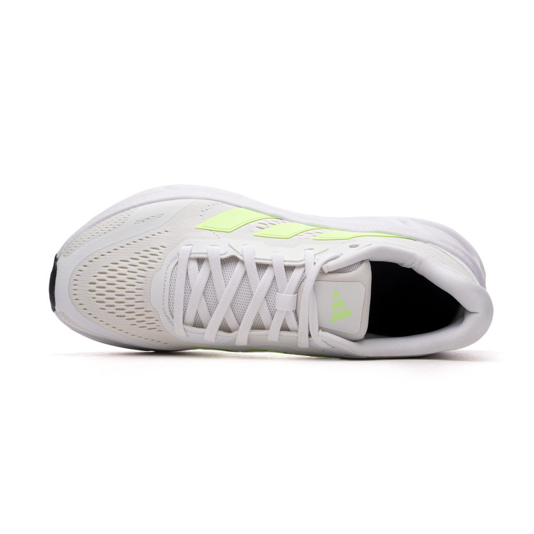 zapatilla-adidas-questar-white-green-spark-crystal-white-4