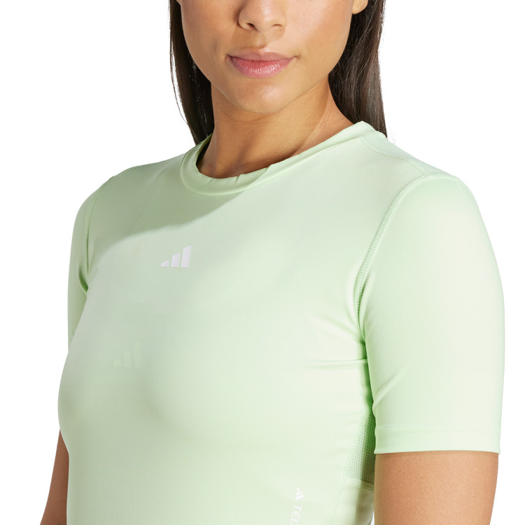 camiseta-adidas-techfit-train-semi-green-spark-white-3