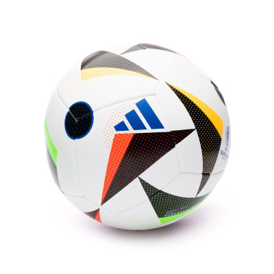 Training Euro24 Ball