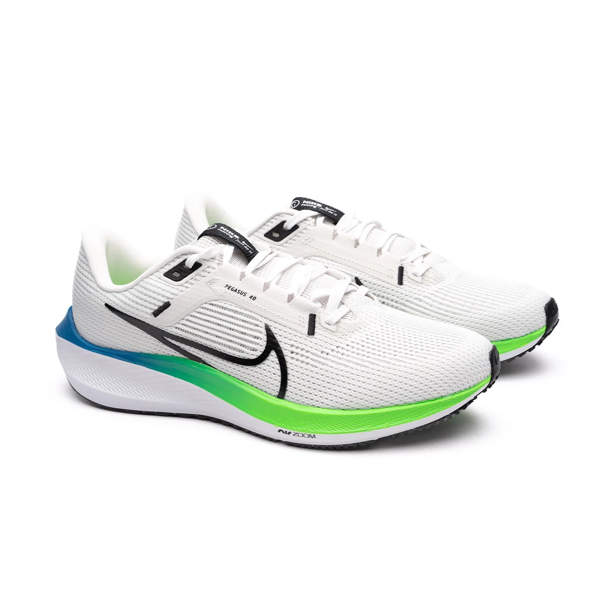 Running shoes Nike Pegasus 40 White Green Strike Futbol Emotion