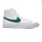 Nike Blazer Mid 77 Mujer Trainers