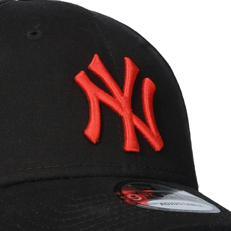 gorra-new-era-league-essential-9forty-new-york-yankeesny-black-3