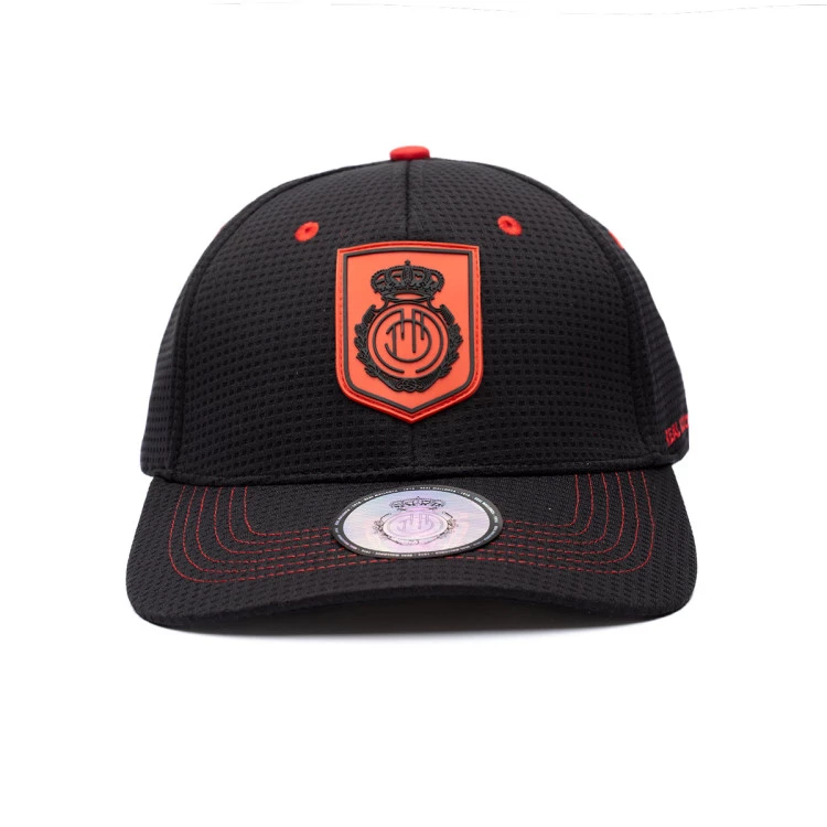 gorra-rcdm-rcd-mallorca-escudo-pvc-negro-1