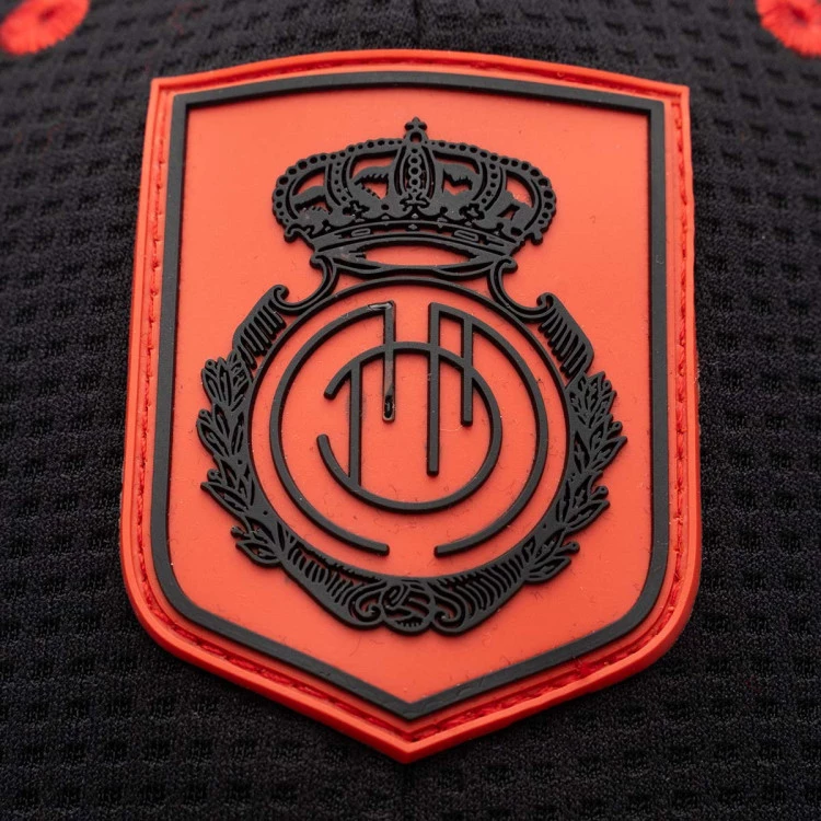 gorra-rcdm-rcd-mallorca-escudo-pvc-negro-3