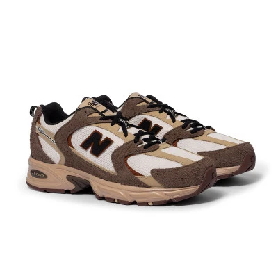 Sneakers 530