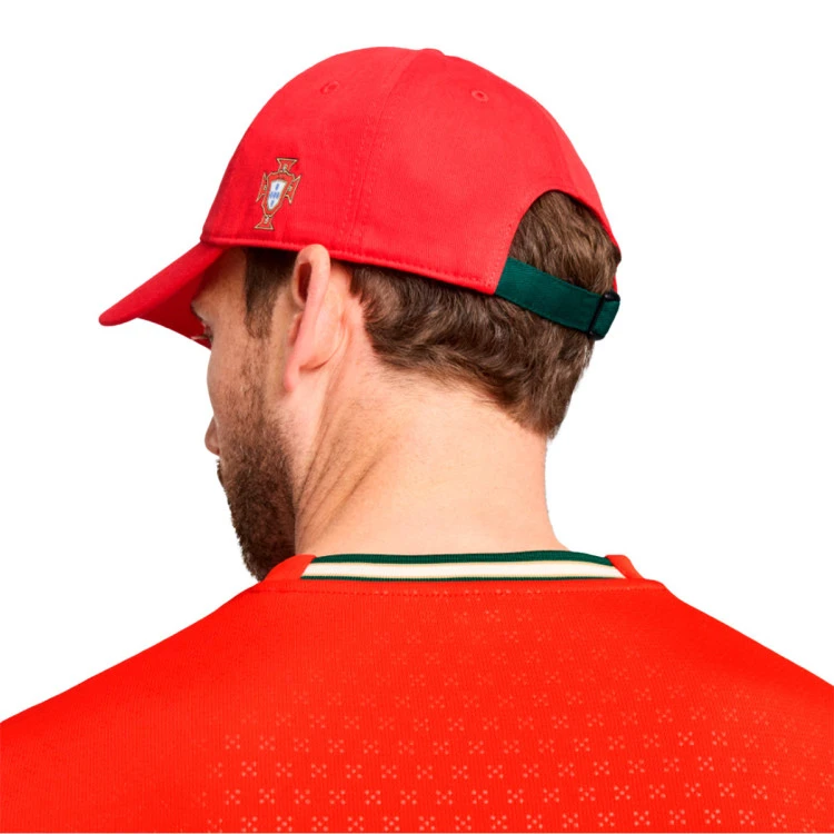 gorra-puma-portugal-2024-2025-sport-red-white-3