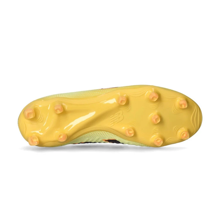 bota-new-balance-tekela-magia-low-laced-fg-v4-naranja-3