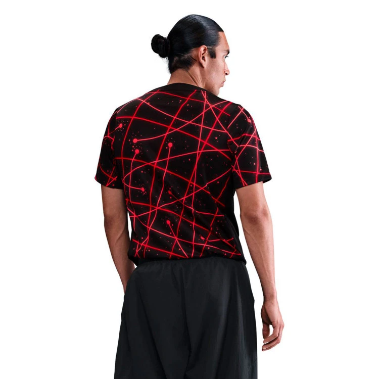 camiseta-nike-atletico-de-madrid-pre-match-mundial-clubes-2025-black-lt-crimson-university-red-lt-crimson-no-1