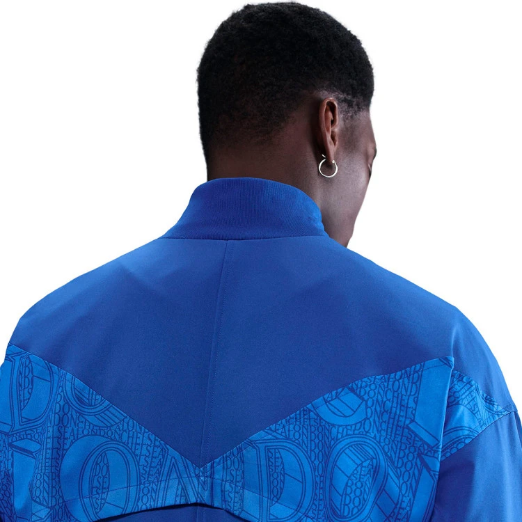 chaqueta-nike-chelsea-fc-pre-match-2025-2026-rush-blue-game-royal-white-no-sponsor-hm-1
