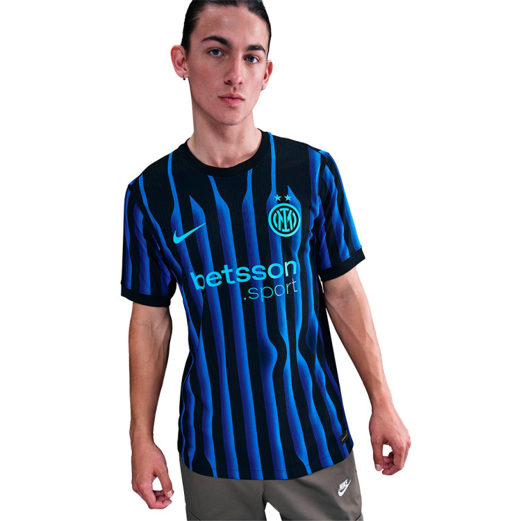 camiseta-nike-authentic-inter-