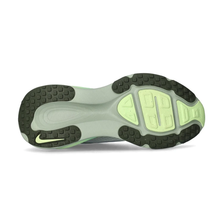zapatilla-nike-vomero18-mujer-light-silver-college-grey-barely-volt-3