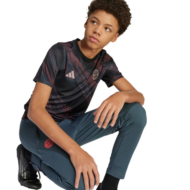 camiseta-adidas-fc-bayern-pre-match-2025-2026-nino-black-3