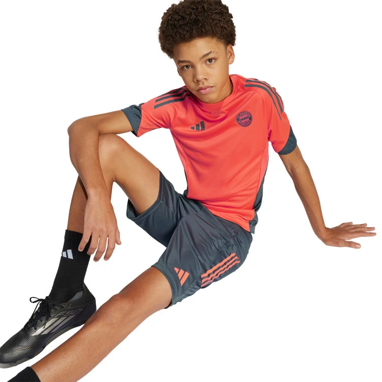 camiseta-adidas-fc-bayern-training-2025-2026-nino-easy-coral-4