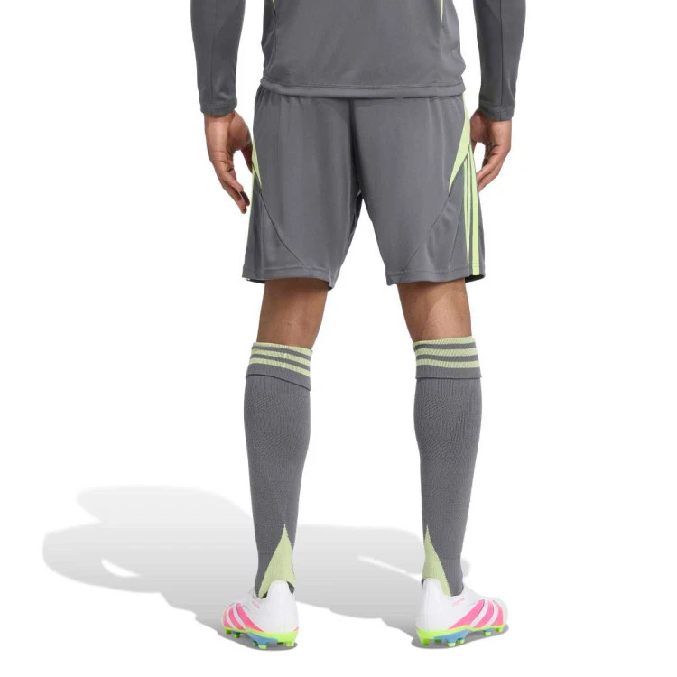 pantalon-corto-adidas-manchester-united-primera-equipacion-portero-2025-2026-grey-five-1