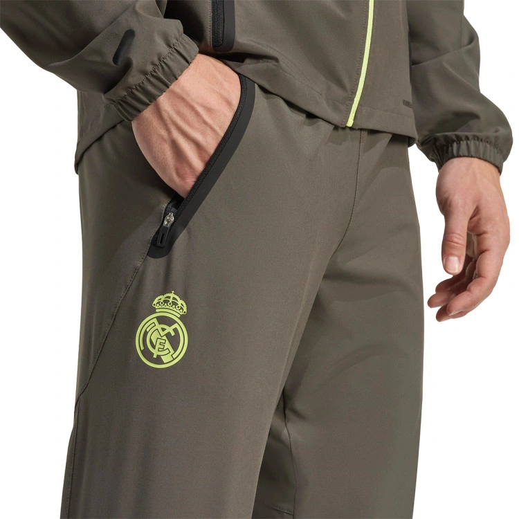 pantalon-largo-adidas-real-madrid-fanswear-2025-2026-utility-grey-semi-frozen-yellow-3