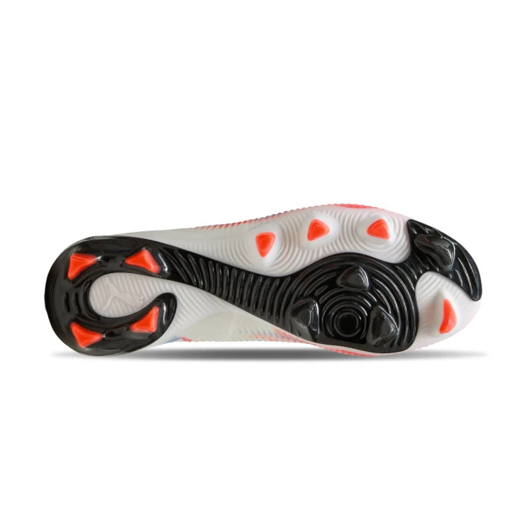 bota-puma-future-8-match-fgag-mujer-white-black-glowing-red-3