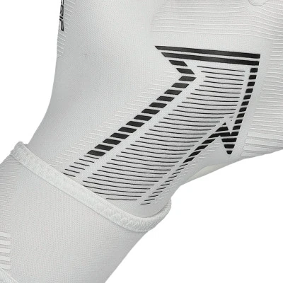 Reusch Guantes Attrakt Fasgrip Silver Unai Simón Niño — photo 5