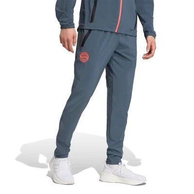 FC Bayern 2025-2026 Fanswear Trousers